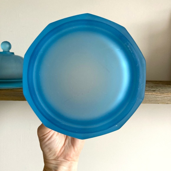 Blue satin glass apothecary jar Indiana Glass - Picture 5 of 5